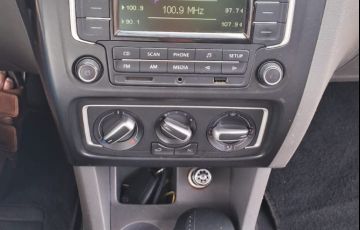 Volkswagen Fox 1.6 16v MSI Highline I-Motion (Flex) - Foto #4