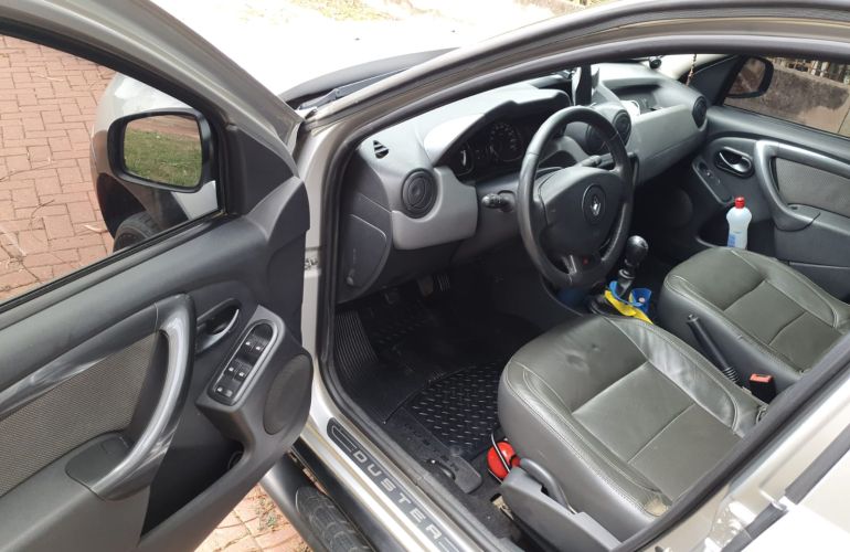Renault Duster 2.0 16V  Dynamique Media NAV 4x4 (Flex) - Foto #2