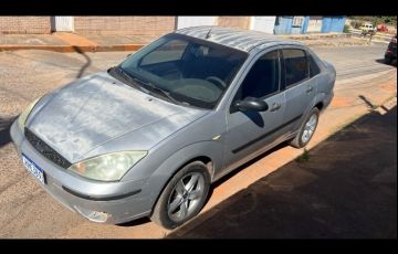 Ford Focus Sedan GL 1.6 8V