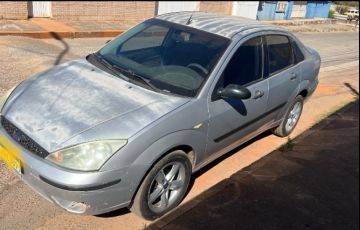 Ford Focus Sedan GL 1.6 8V - Foto #3