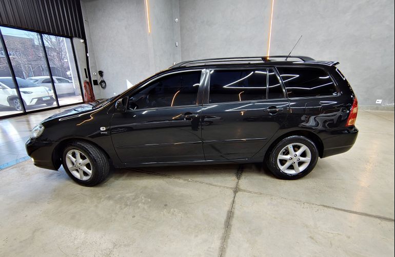 Toyota Corolla Fielder 1.8 16V (aut) - Foto #2