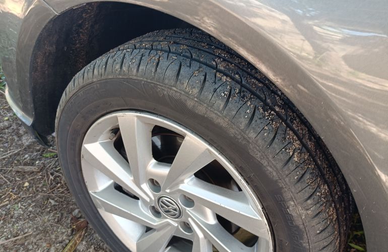 Volkswagen Voyage 1.6 MSI (Flex) (Aut) - Foto #2