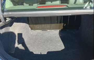 Volkswagen Voyage 1.6 MSI (Flex) (Aut) - Foto #6