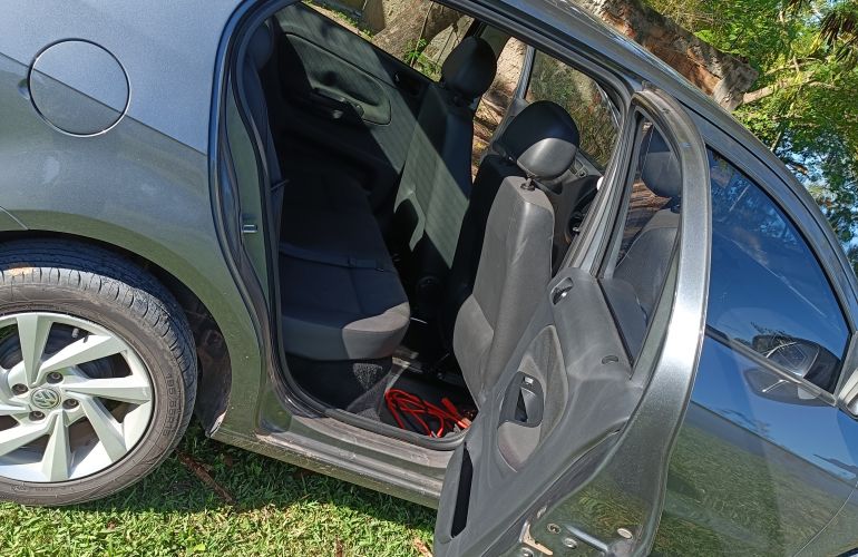 Volkswagen Voyage 1.6 MSI (Flex) (Aut) - Foto #9
