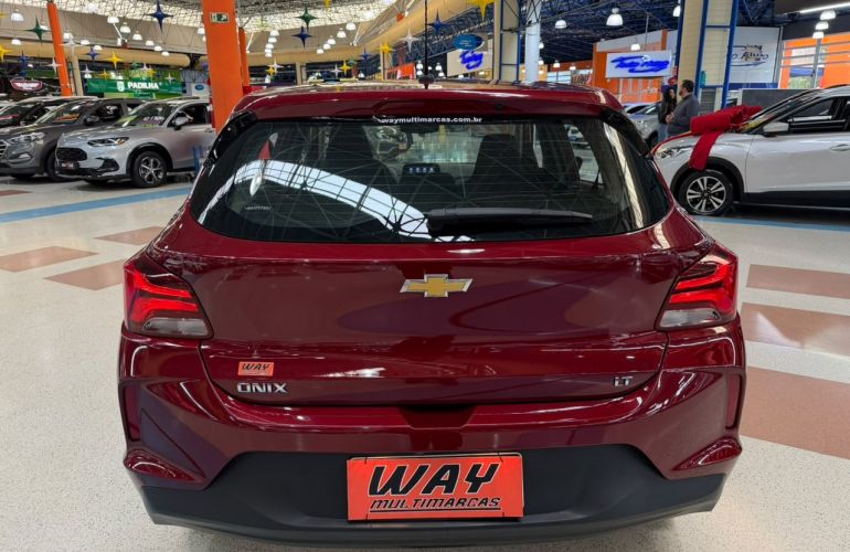 Chevrolet Onix 1.0 LT - Foto #5