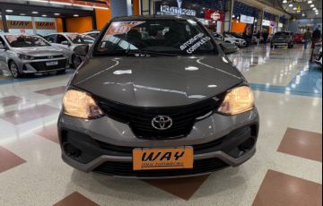 Toyota Etios 1.5 X Plus Sedan 16v - Foto #2