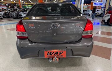 Toyota Etios 1.5 X Plus Sedan 16v - Foto #3