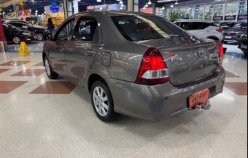 Toyota Etios 1.5 X Plus Sedan 16v - Foto #4