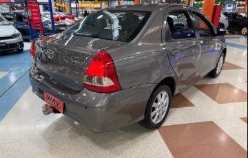Toyota Etios 1.5 X Plus Sedan 16v - Foto #5