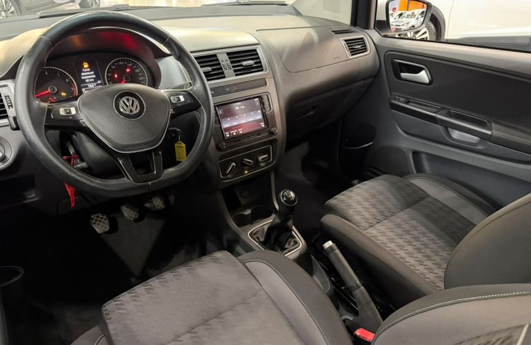 Volkswagen Fox 1.6 Msi Comfortline 8v - Foto #9