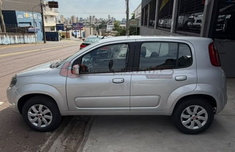 Fiat Uno 1.0 Evo Vivace 8v - Foto #4