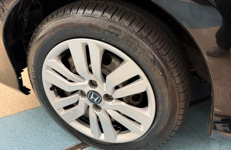 Honda City 1.5 DX 16v - Foto #3