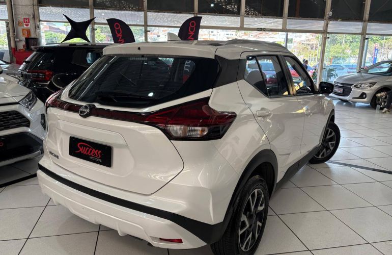 Nissan Kicks 1.6 16V Sense - Foto #2