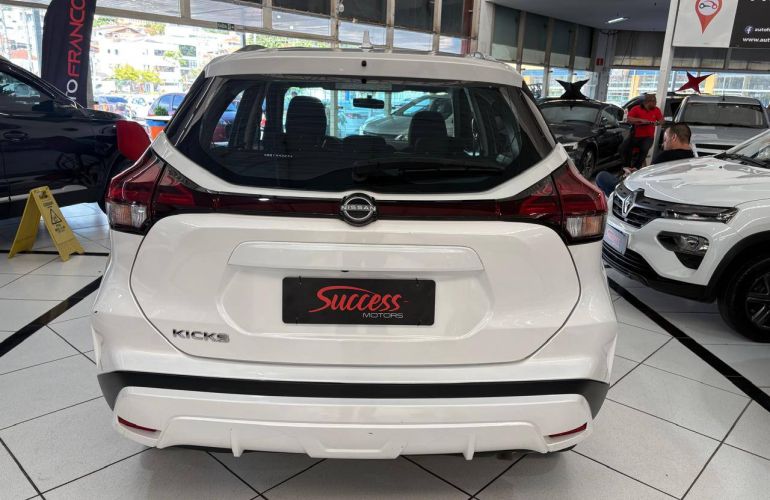 Nissan Kicks 1.6 16V Sense - Foto #5