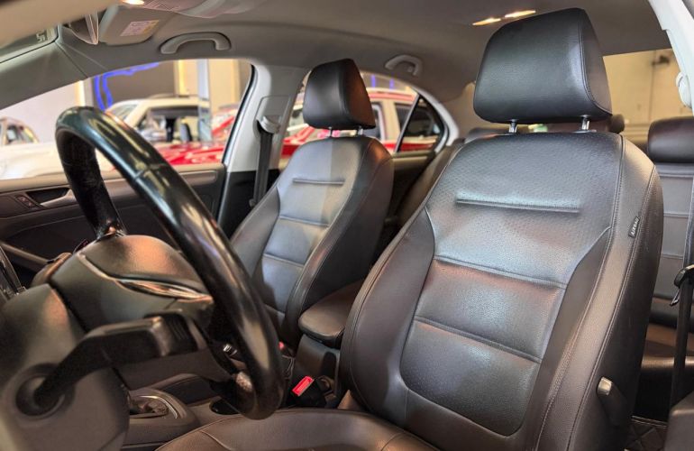 Volkswagen Jetta 1.4 16V TSi Comfortline - Foto #8
