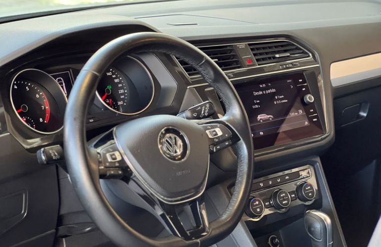Volkswagen Tiguan 1.4 250 TSi Total Allspace - Foto #4