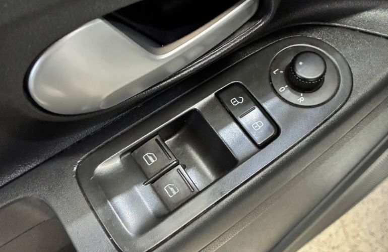Volkswagen Up 1.0 TSi Move Up 12v - Foto #10
