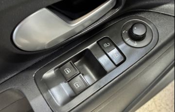 Volkswagen Up 1.0 TSi Move Up 12v - Foto #10