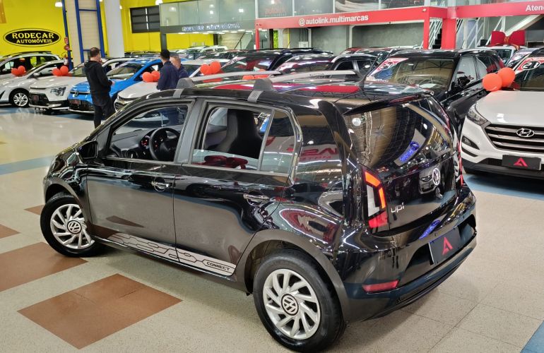 Volkswagen Up 1.0 170 TSi Total Connect - Foto #4