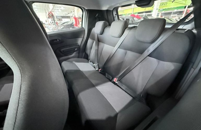 Citroën C3 1.0 Firefly Live Pack - Foto #8