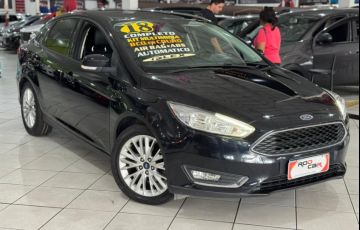 Ford Focus 2.0 SE Fastback 16v