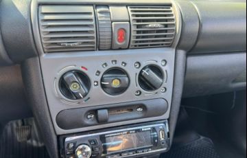Chevrolet Corsa Sedan Classic Super 1.6 - Foto #9
