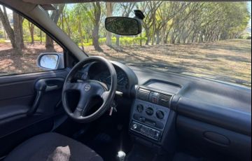 Chevrolet Corsa Sedan Classic Super 1.6 - Foto #10