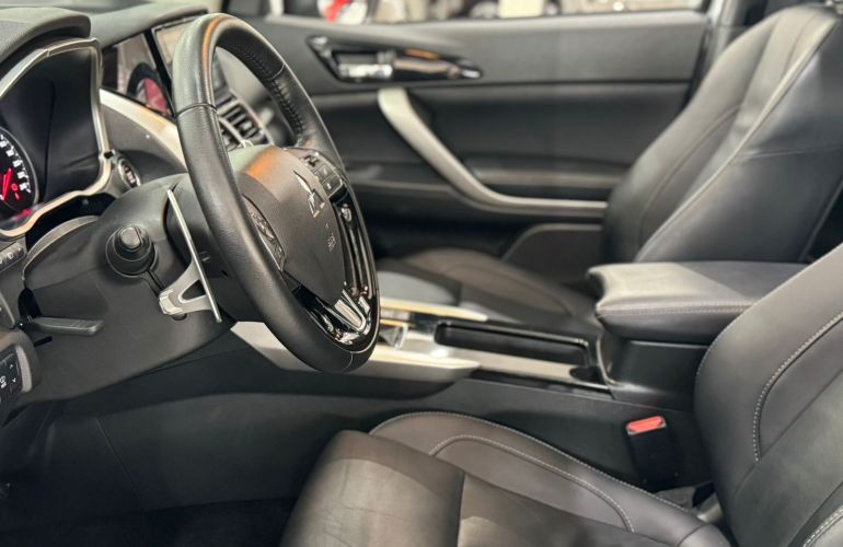 Mitsubishi Eclipse Cross 1.5 Mivec Turbo Hpe S - Foto #7