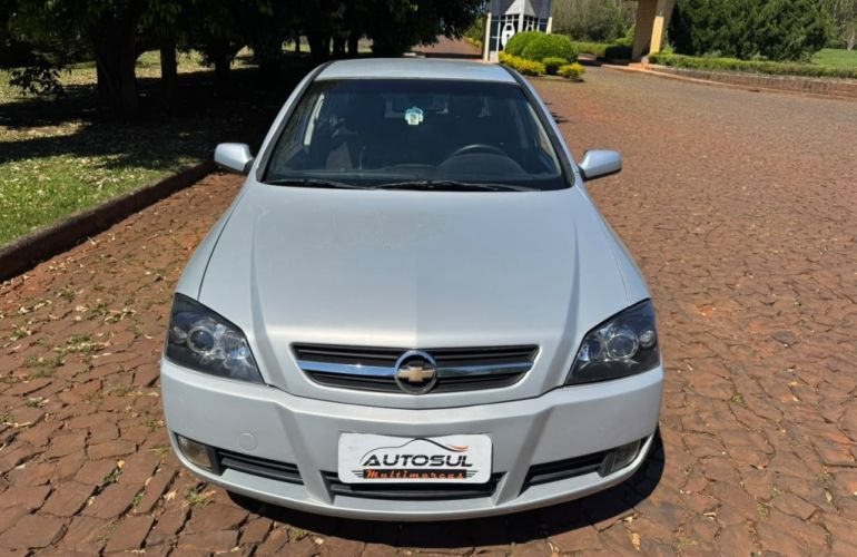 Chevrolet Astra Sedan GLS Advantage 2.0 MPFi 16V - Foto #2
