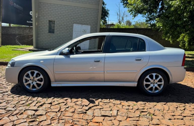 Chevrolet Astra Sedan GLS Advantage 2.0 MPFi 16V - Foto #10