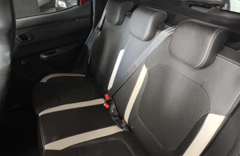 Renault Kwid 1.0 Intense - Foto #5
