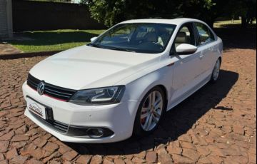 Volkswagen Jetta 2.0 TSI Highline DSG - Foto #2