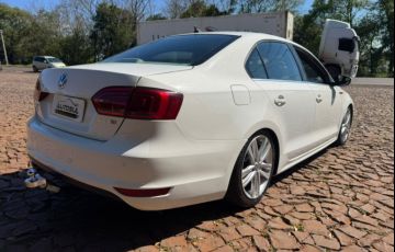 Volkswagen Jetta 2.0 TSI Highline DSG - Foto #7
