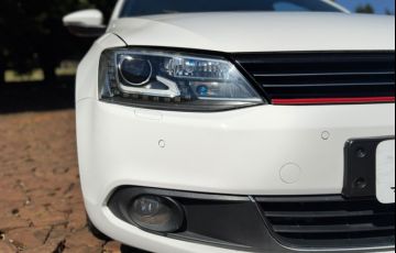 Volkswagen Jetta 2.0 TSI Highline DSG - Foto #9