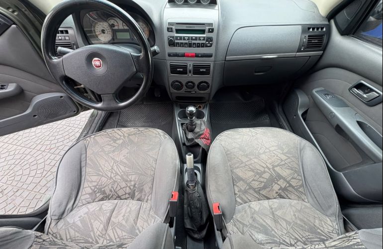 Fiat Palio 1.8 MPi Adventure Locker Weekend 16v - Foto #7
