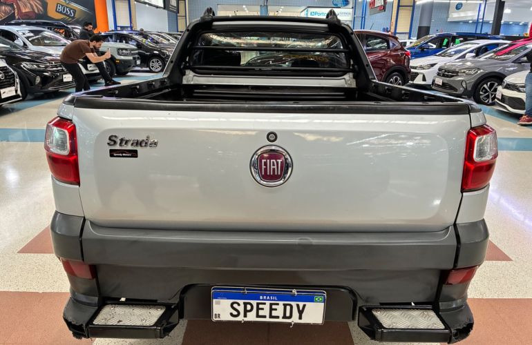 Fiat Strada 1.4 MPi Hard Working CE 8v - Foto #8