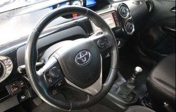 Toyota Etios Cross 1.5 16v - Foto #9