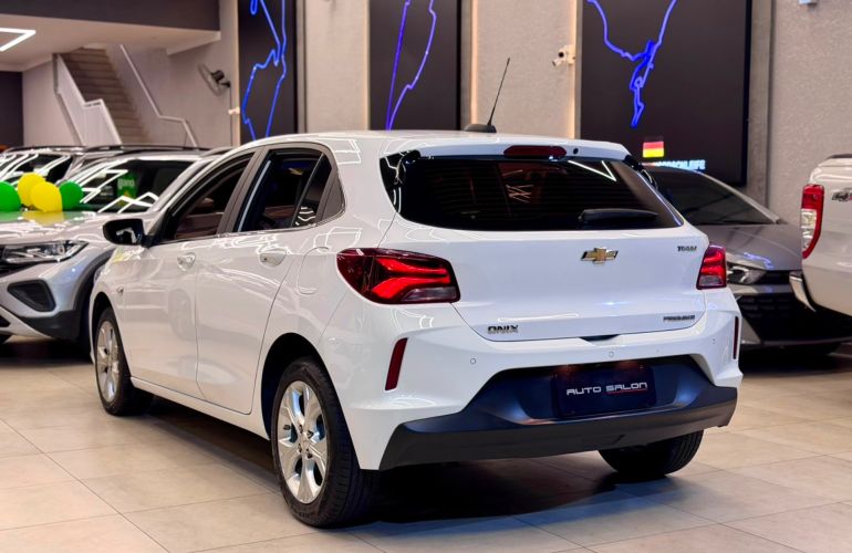 Chevrolet Onix 1.0 Turbo Premier - Foto #4