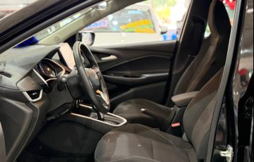 Chevrolet Onix 1.0 LT - Foto #5