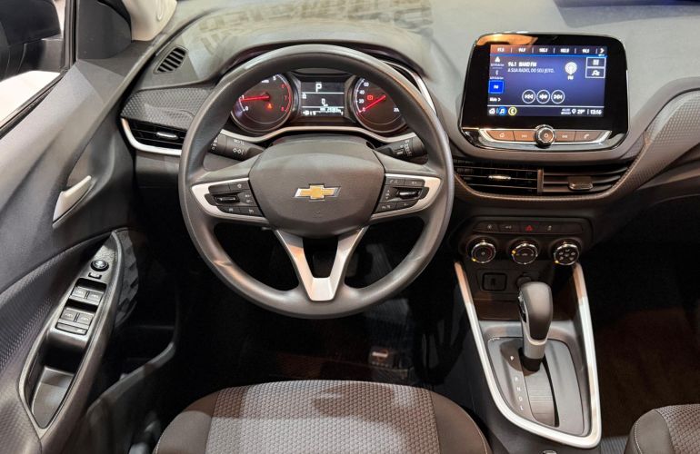 Chevrolet Onix 1.0 LT - Foto #8
