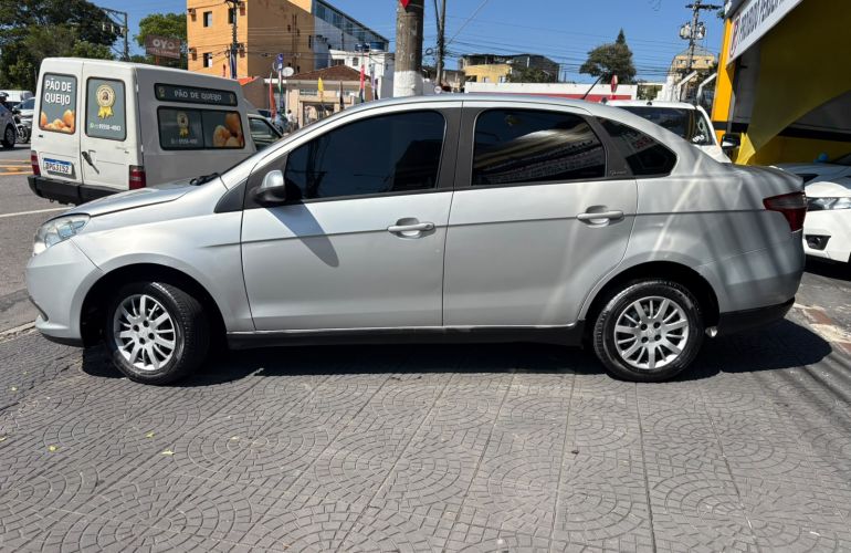 Fiat Grand Siena 1.0 Evo Attractive - Foto #4