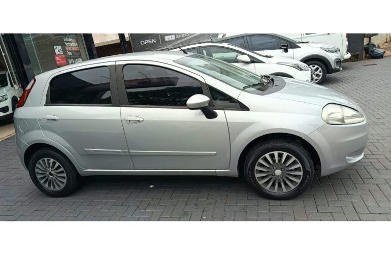 Fiat Punto ELX 1.4 (Flex) - Foto #3