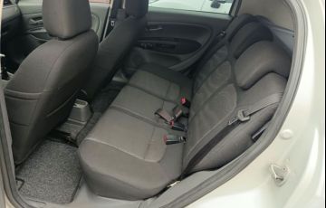 Fiat Punto ELX 1.4 (Flex) - Foto #5