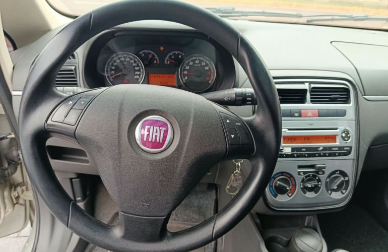 Fiat Punto ELX 1.4 (Flex) - Foto #6