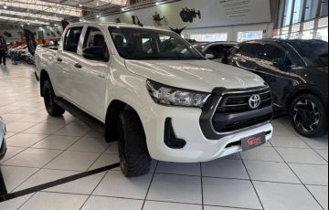 Toyota Hilux 2.8 D-4d Turbo CD Power Pack 4x4 - Foto #4