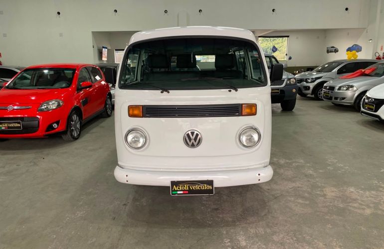 Volkswagen Kombi 1.6 Furgão 8V Gasolina 3p Manual - Foto #2