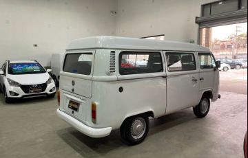 Volkswagen Kombi 1.6 Furgão 8V Gasolina 3p Manual - Foto #4