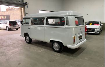 Volkswagen Kombi 1.6 Furgão 8V Gasolina 3p Manual - Foto #5