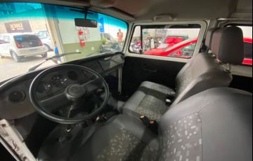 Volkswagen Kombi 1.6 Furgão 8V Gasolina 3p Manual - Foto #8
