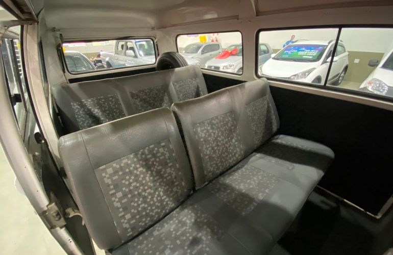 Volkswagen Kombi 1.6 Furgão 8V Gasolina 3p Manual - Foto #10